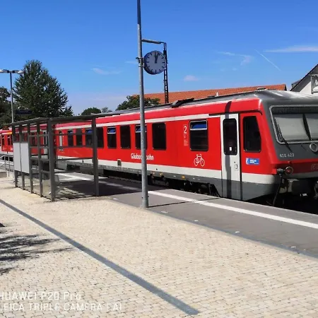 Daire Uebernachten Im Nostalgischen Bahnwaggon Bogen