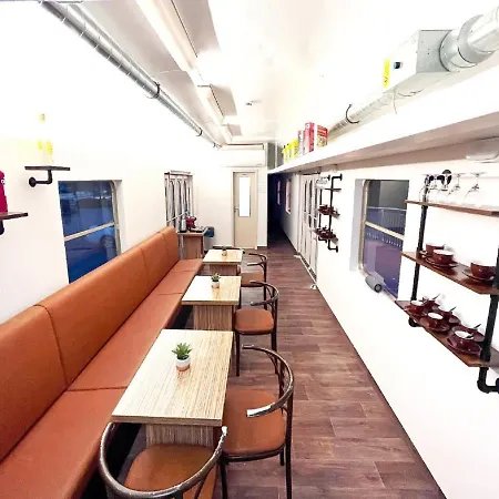 Uebernachten Im Nostalgischen Bahnwaggon